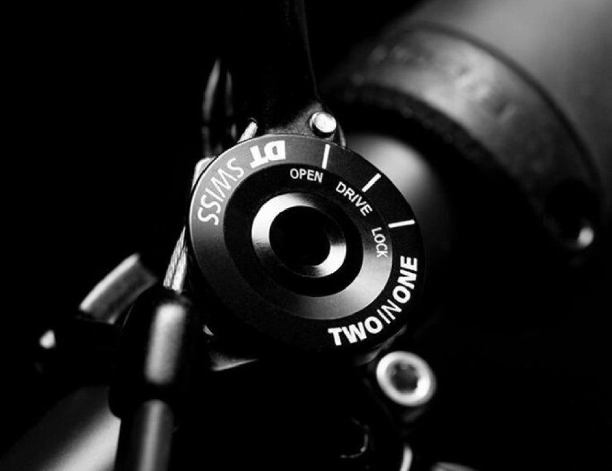 Rower górski | Elementy sterujące na kierownicy