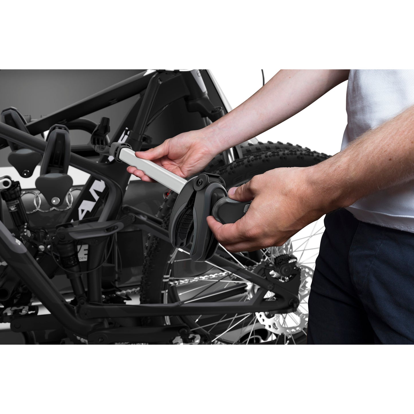 Bagażnik rowerowy THULE EASYFOLD XT 3 na hak holowniczy