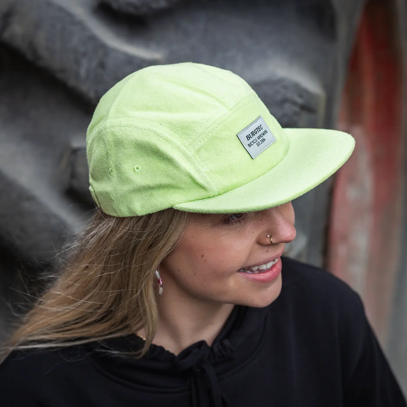 Czapka z daszkiem BURGTEC ARCADE FIVE PANEL, zielona