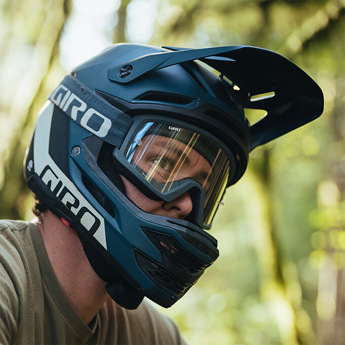 Kask MTB GIRO INSURGENT MIPS SPHERICAL niebieski matowy