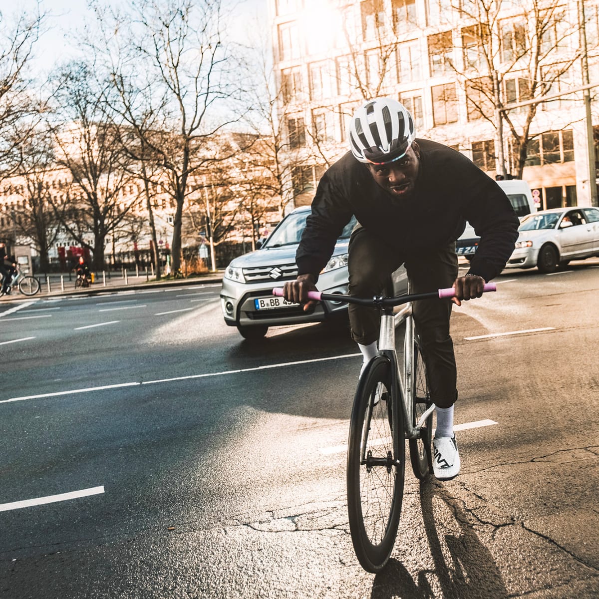 Kask szosowy ABUS WINGBACK biały