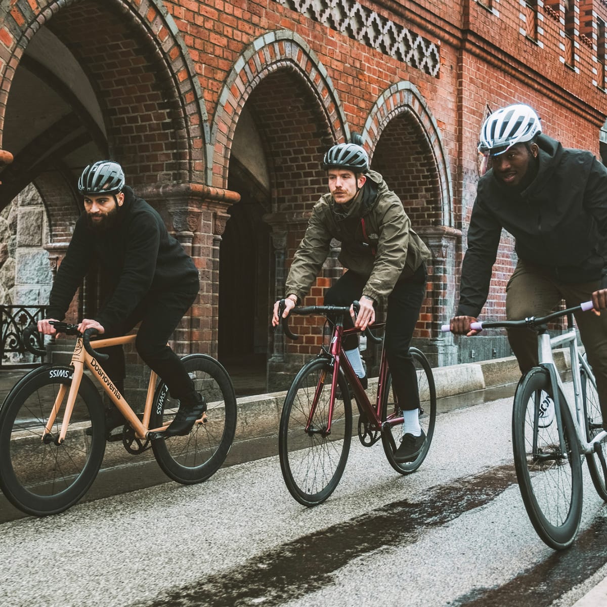 Kask szosowy ABUS WINGBACK biały