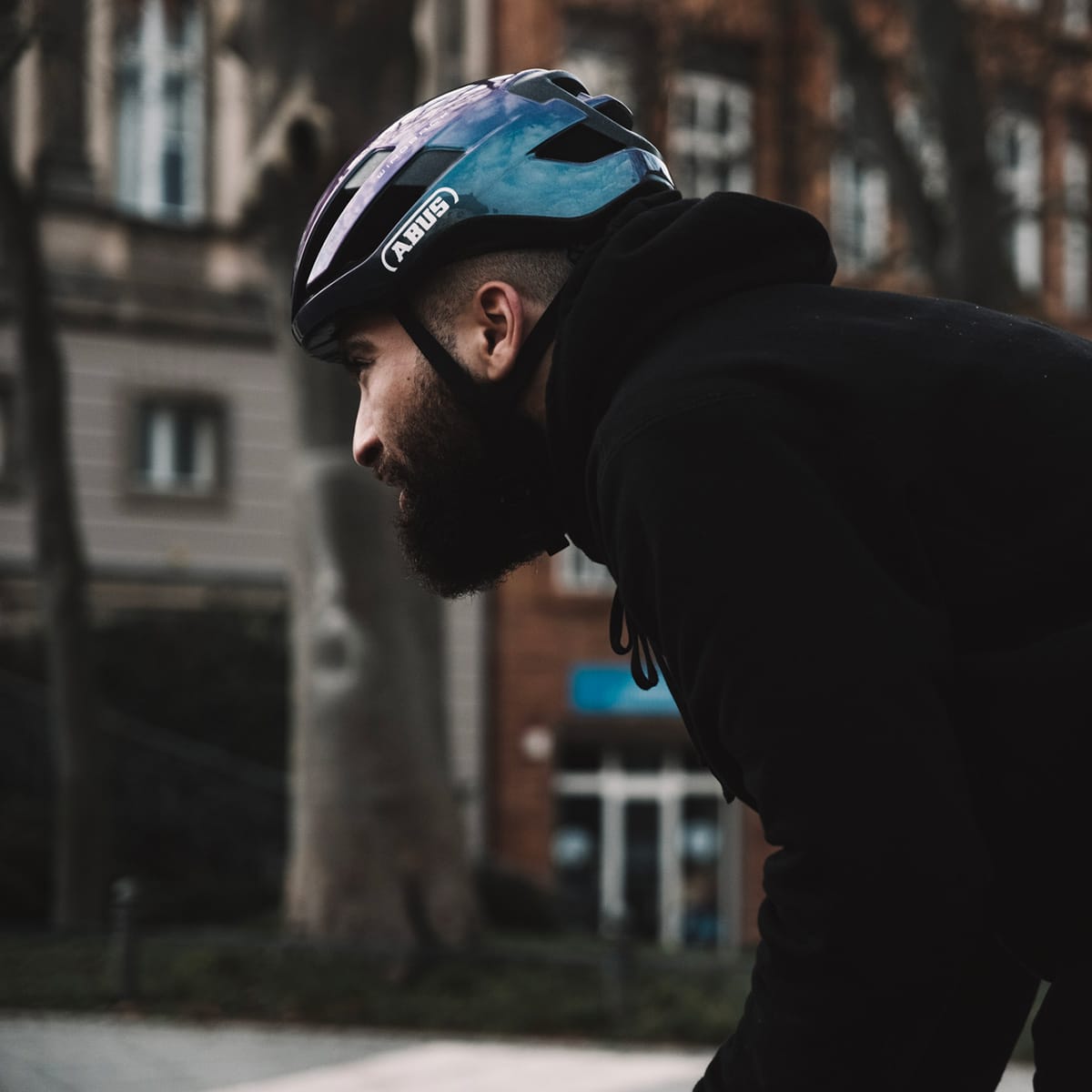 Kask szosowy ABUS WINGBACK fioletowy