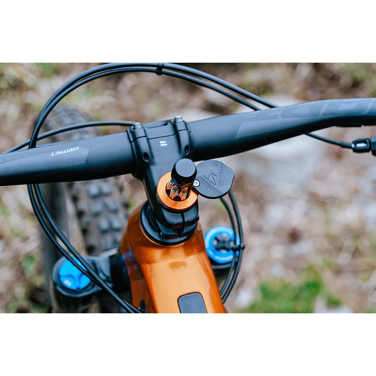 Zintegrowane narzędzie wielofunkcyjne Rura widelca 42 mm Stożkowa GRANITE DESIGN STASH RT (10 narzędzi) Czarny