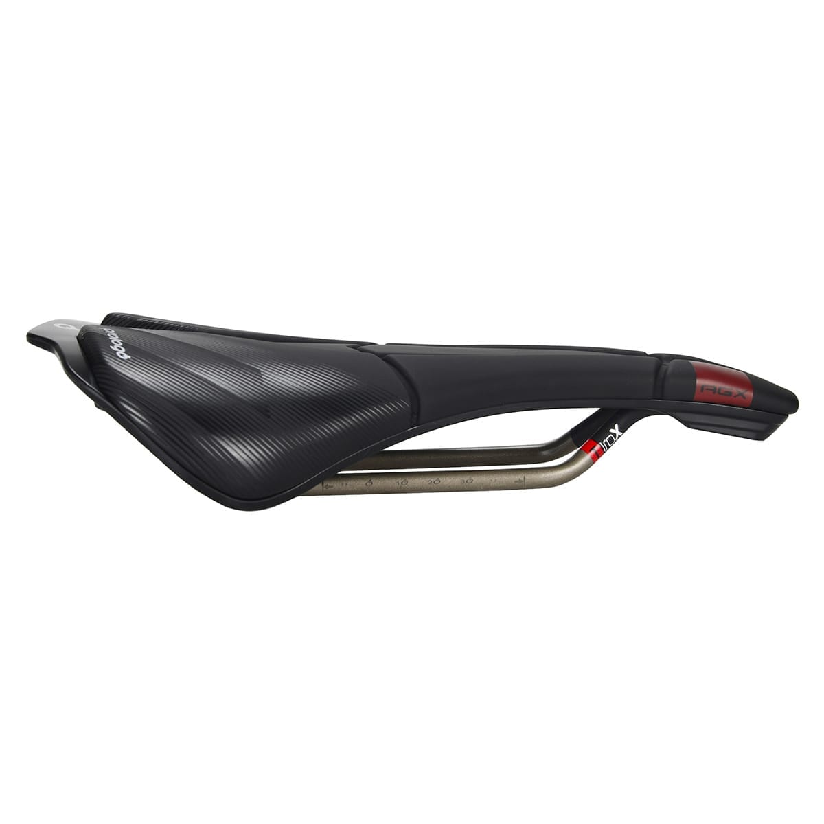 Siodło karbonowe PROLOGO SCRATCH M5 AGX RAILS o szerokości 140 mm, czarne