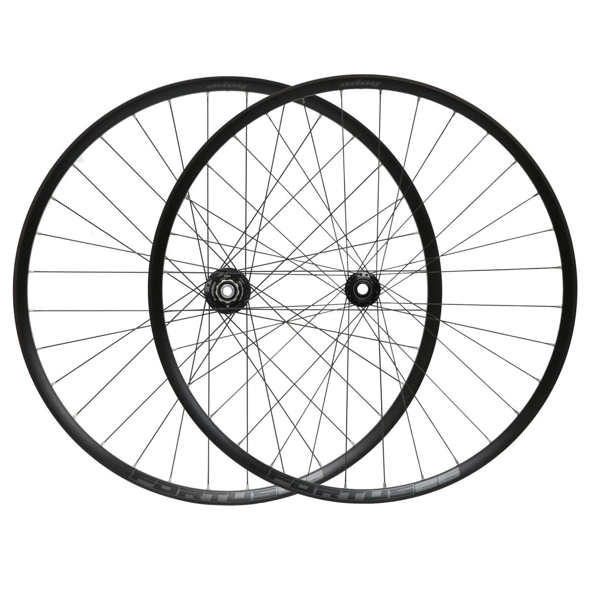 Para kół HOPE FORTUS 26 W 26" PRO 5 15x100mm/12x135mm czarne
