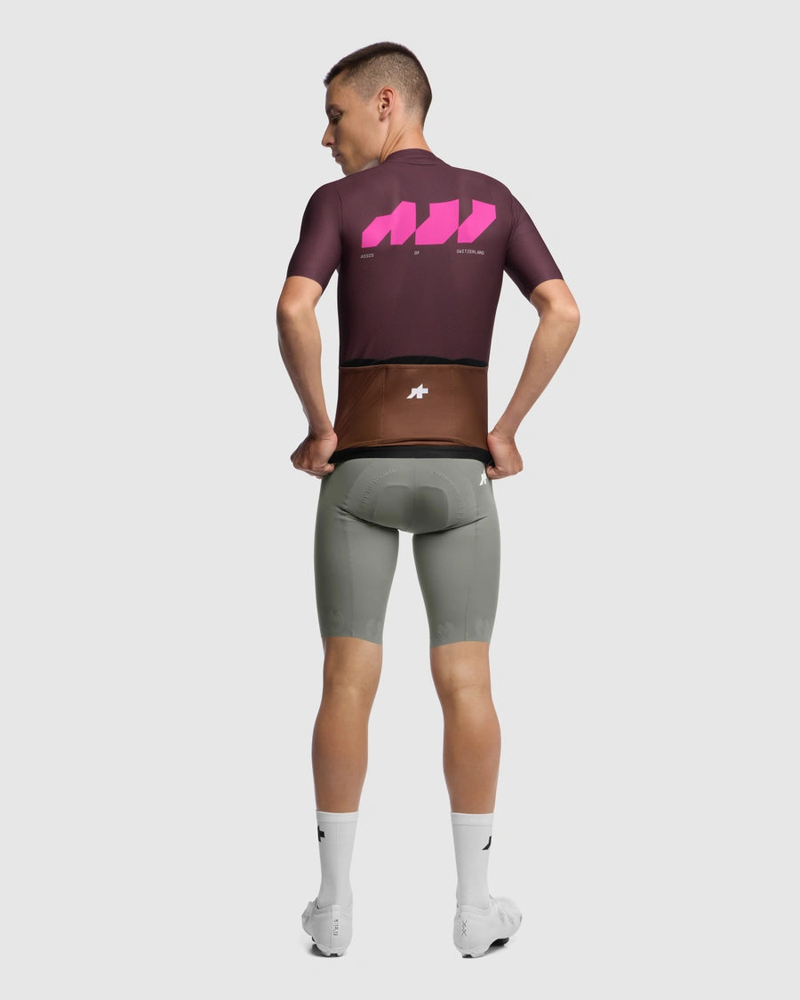 ASSOS EQUIPE EQUIPE R S11 Jersey We are the A z krótkim rękawem czerwony