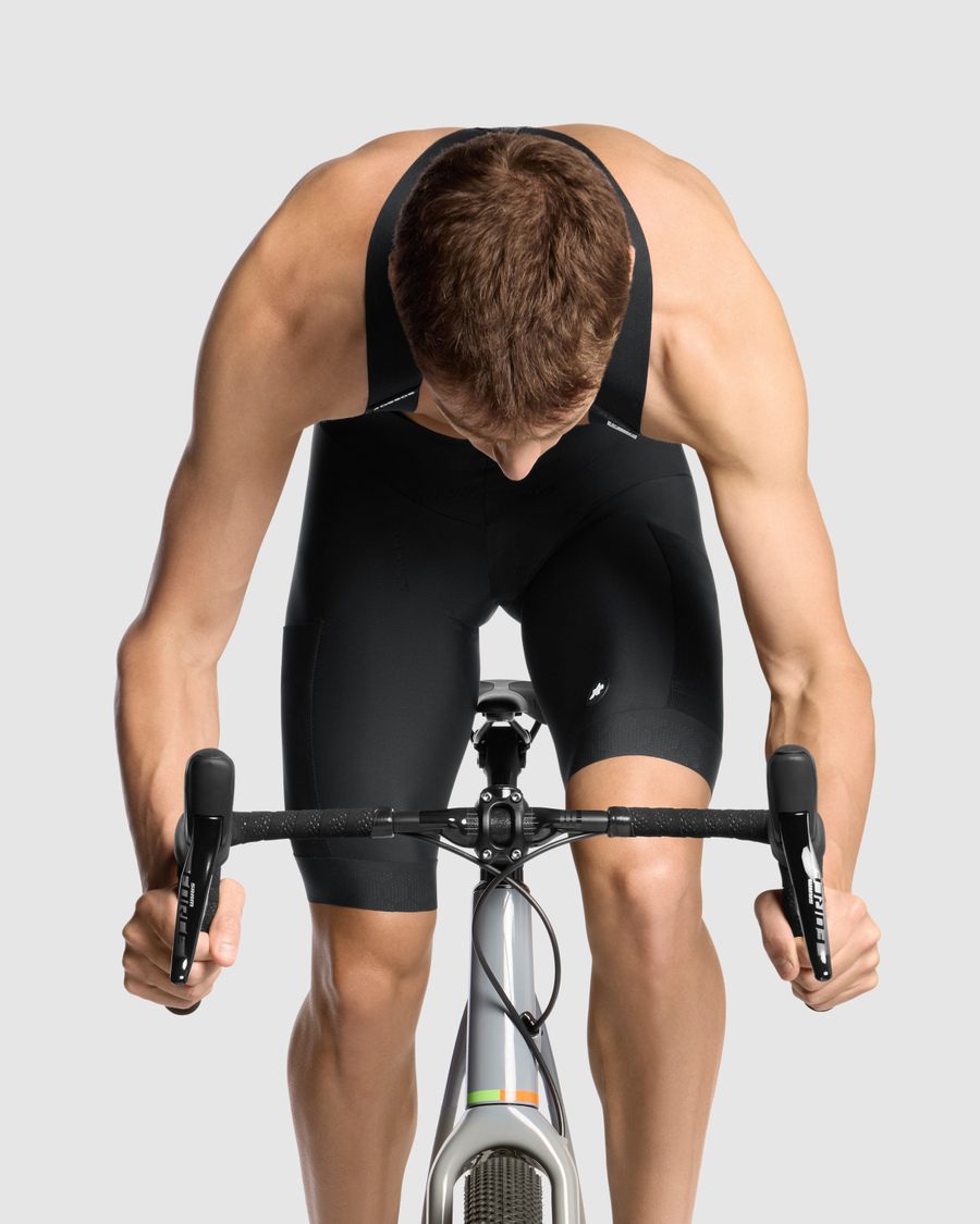 Spodenki ASSOS TACTICA KIESKÄFER GRAVEL T5 Bib Short czarne