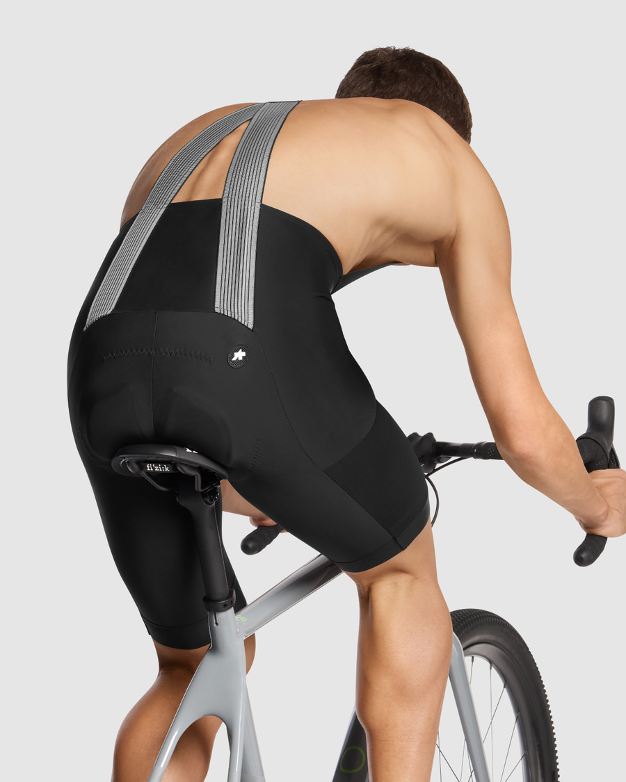 Spodenki ASSOS TACTICA KIESKÄFER GRAVEL T5 Bib Short czarne
