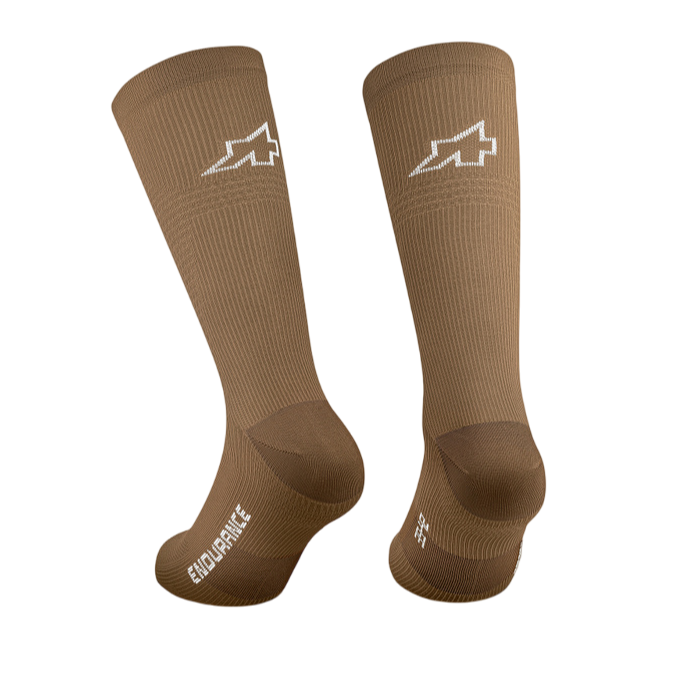 ASSOS ENDURANCE S11 brązowe skarpetki