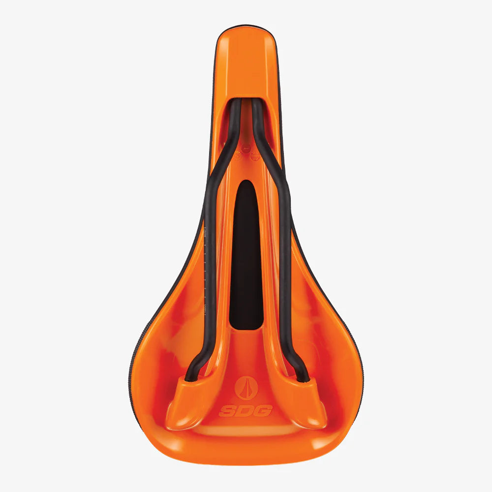Siodełko SDG BEL-AIR V3 Rails Lux Alloy czarny/pomarańczowy