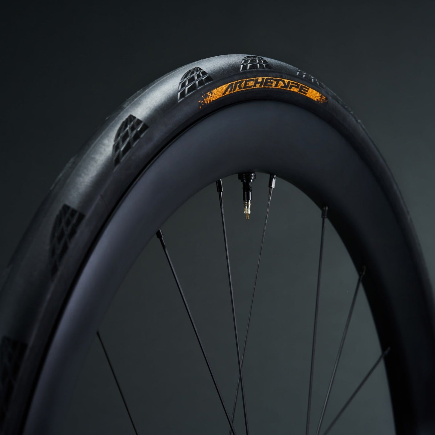 Opona CONTINENTAL ARCHETYPE TDF 2025 700x30c Tubeless Ready Black - edycja limitowana