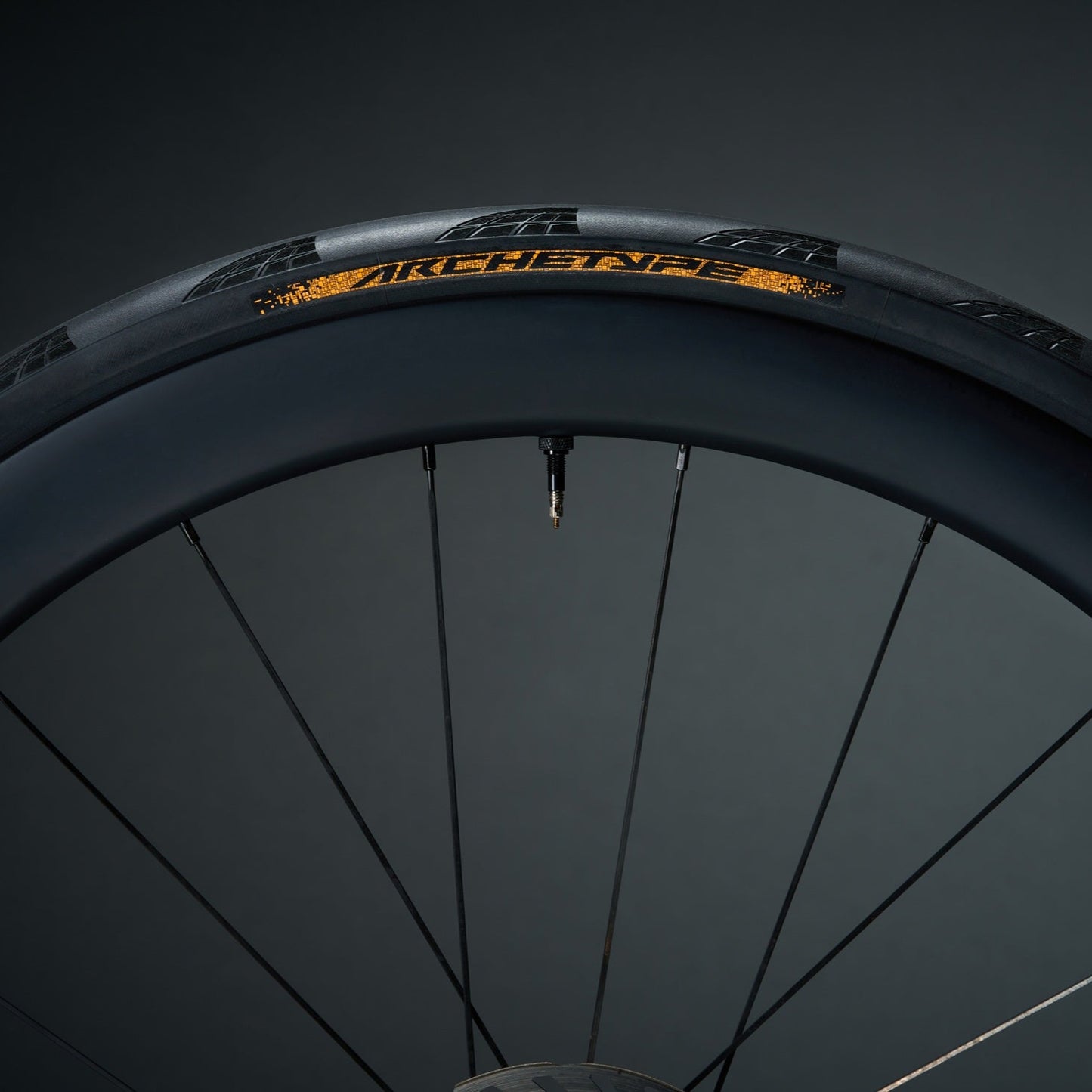 Opona CONTINENTAL ARCHETYPE TDF 2025 700x30c Tubeless Ready Black - edycja limitowana