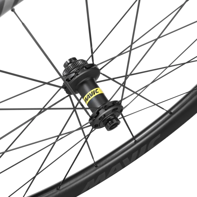 Para kół MAVIC COSMIC SL 45 DISC 23 mm przystosowanych do jazdy bezdętkowej (centralna blokada)