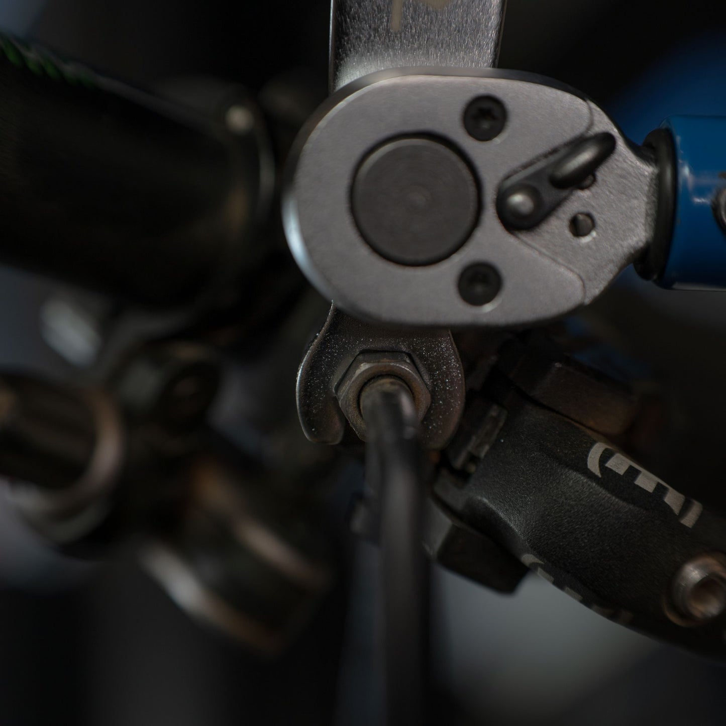 Narzędzie do dokręcania złączek węży 7/8 mm PBS TOOLS