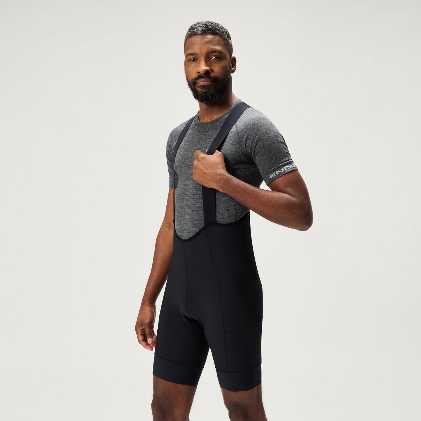 Spodenki ENDURA LOOP Bib Short Black 2025