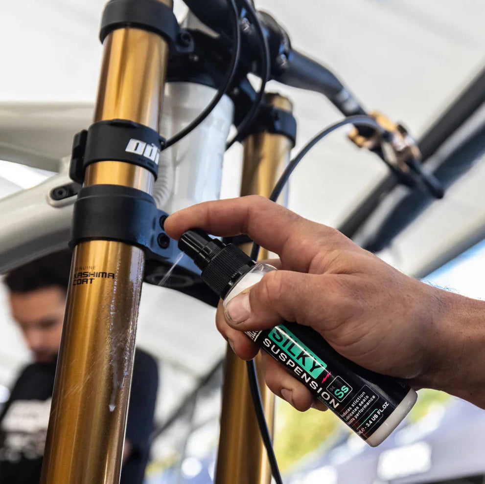 Suspension cleaner/lubricant MUC-OFF SILKY SUSPENSION SERUM (100 ml)