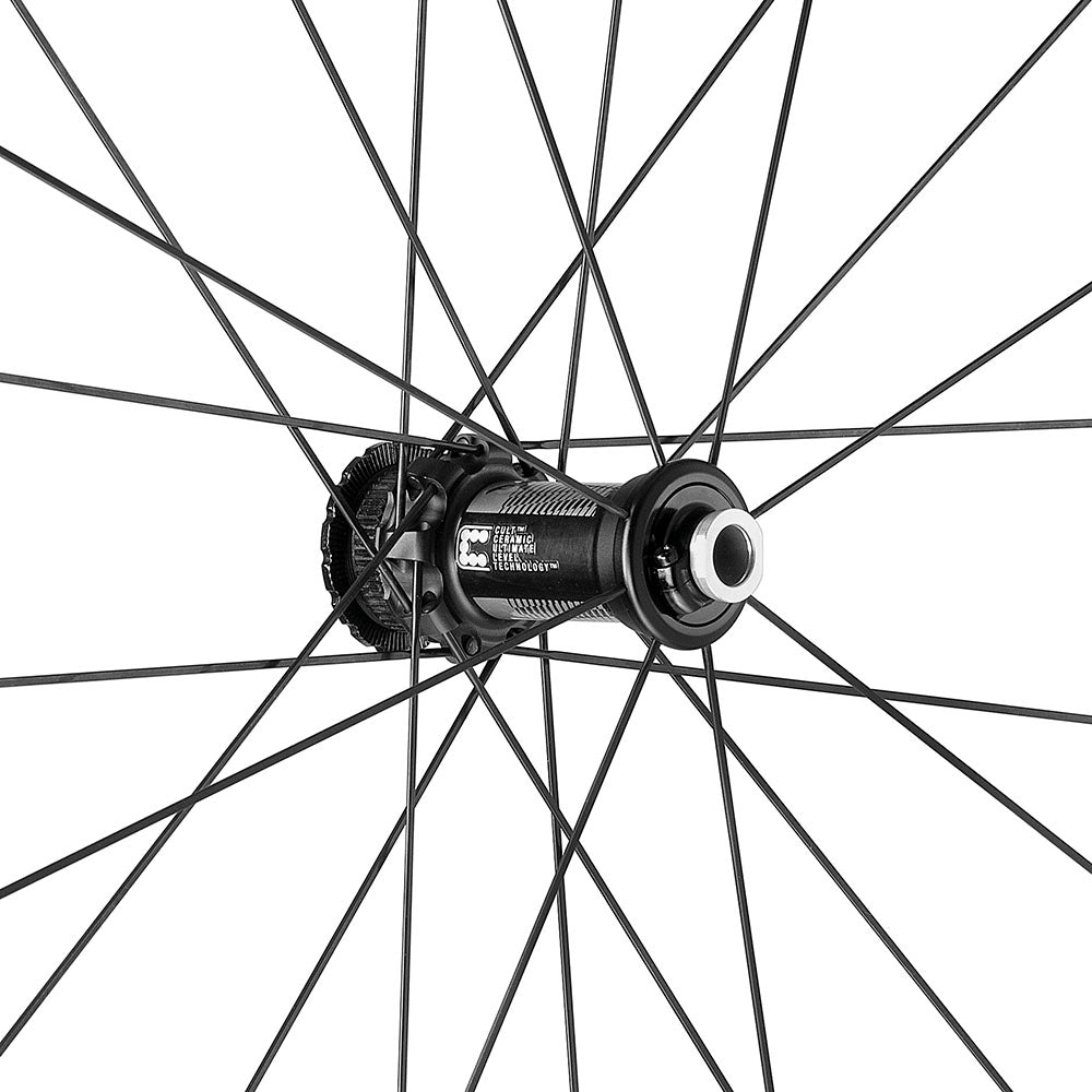 Para kół FULCRUM SPEED 25+ DISC przystosowanych do jazdy bezdętkowej (centralna blokada)
