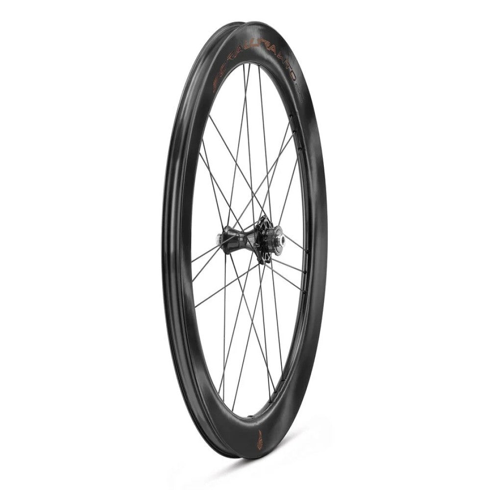 Para kół CAMPAGNOLO BORA ULTRA WTO 60 C23 DISC przystosowanych do jazdy bezdętkowej (centralna blokada)