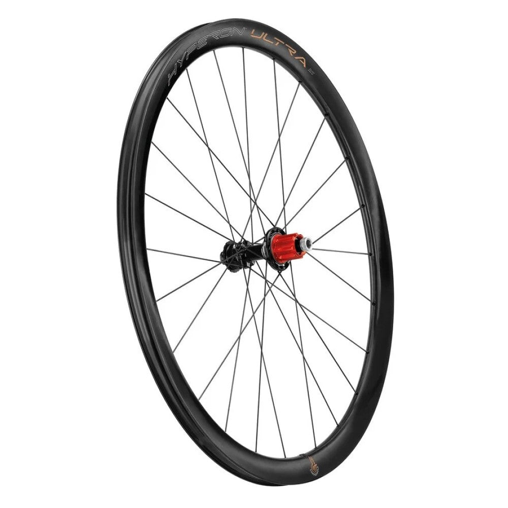 Para kół CAMPAGNOLO HYPERON ULTRA DISC przystosowanych do jazdy bezdętkowej (centralna blokada)