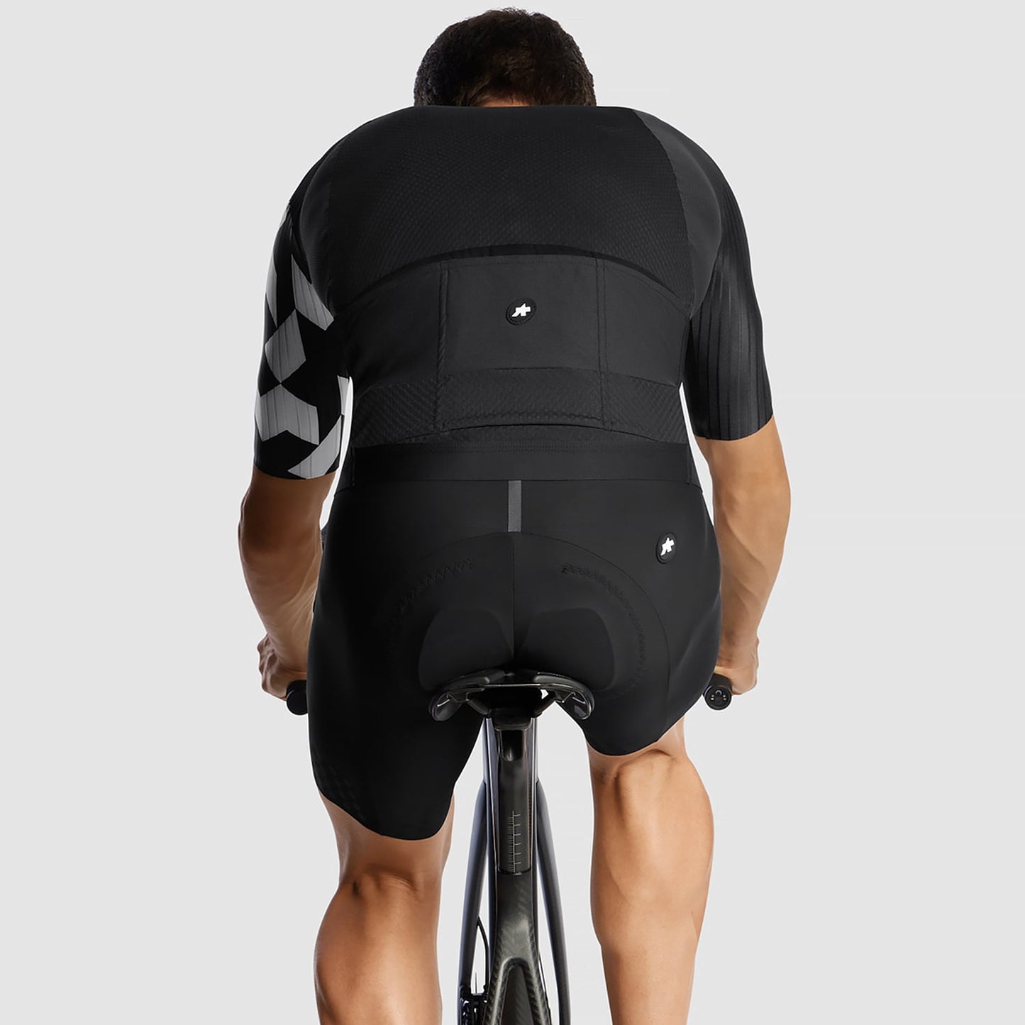 ASSOS EQUIPE RS S11 Koszulka z krótkim rękawem czarna