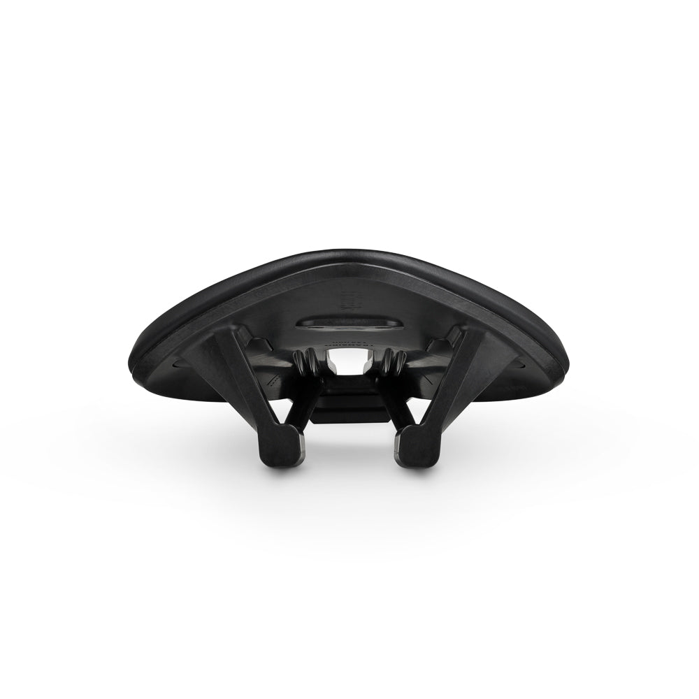 FIZIK TRANSIRO AERIS LD R1 135mm siodełko z karbonowymi szynami czarne