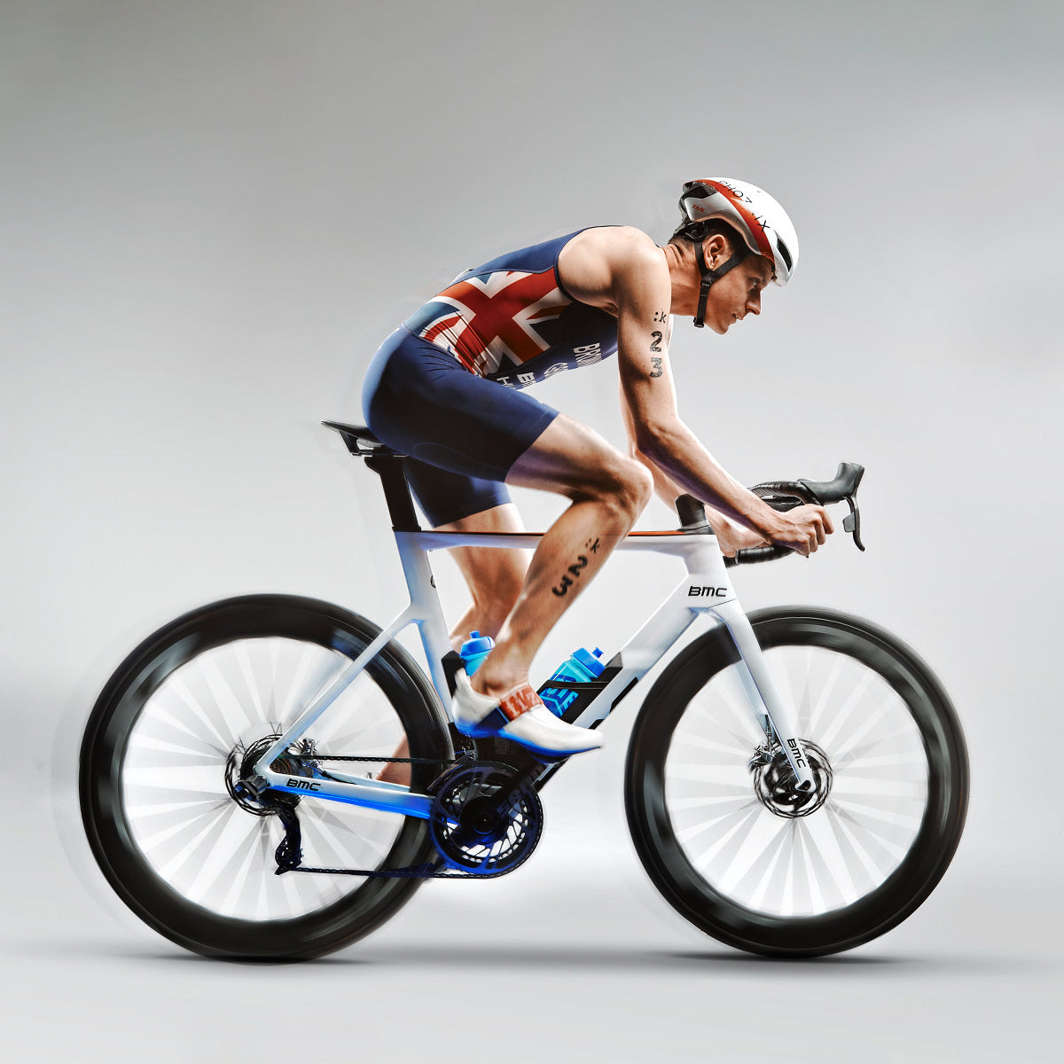 FIZIK TRANSIRO AERIS SD R3 135mm Siodełko Kium Rails Black