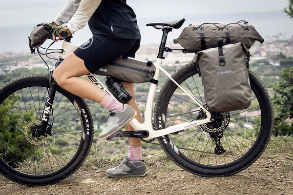 Torba na bagaż ORTLIEB GRAVEL PACK QL 2.2 14,5 L beżowa