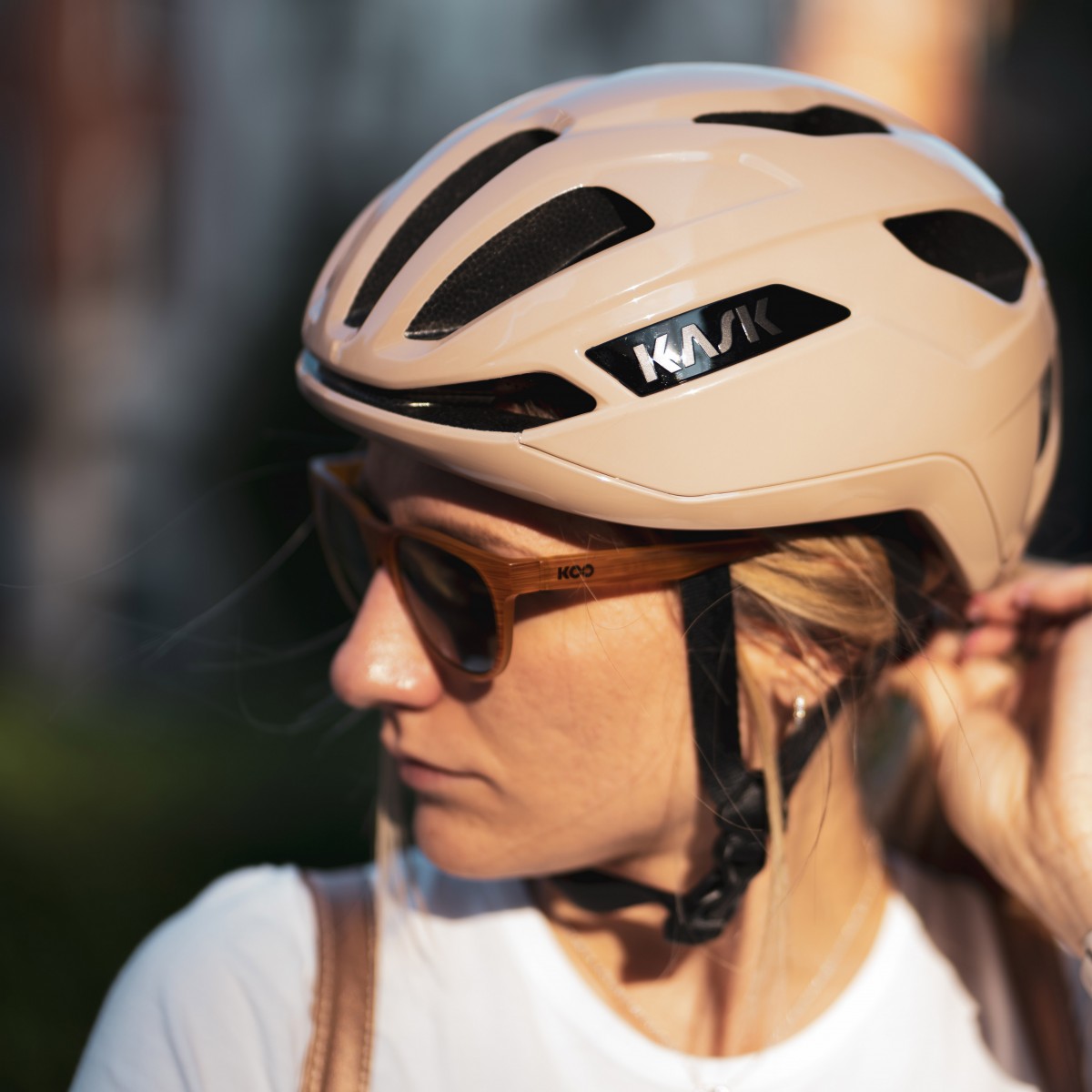 Kask szosowy KASK SINTESI beżowy