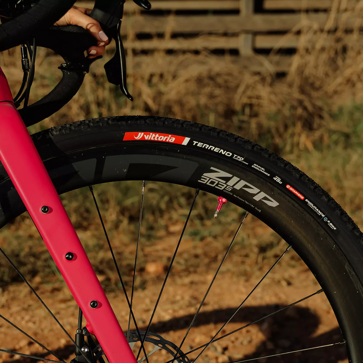 VITTORIA TERRENO T70 COARSE LOOSE 700x45c Gravel Endurance Tubeless Ready Miękka opona w kolorze czarnym