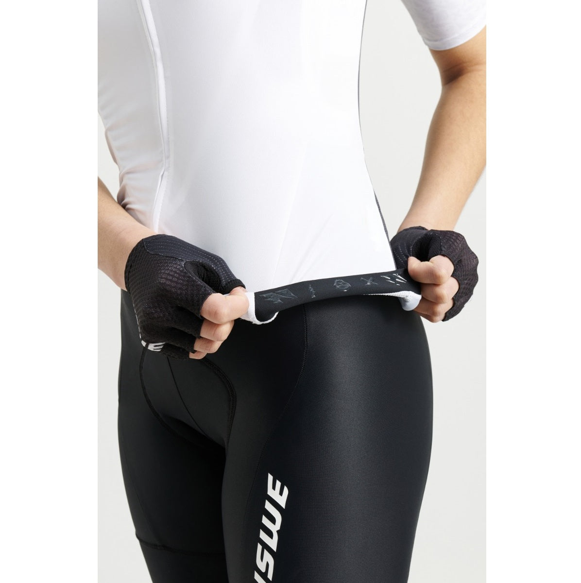 USWE GRUS GRAVEL Ladies Short Sleeve Jersey White