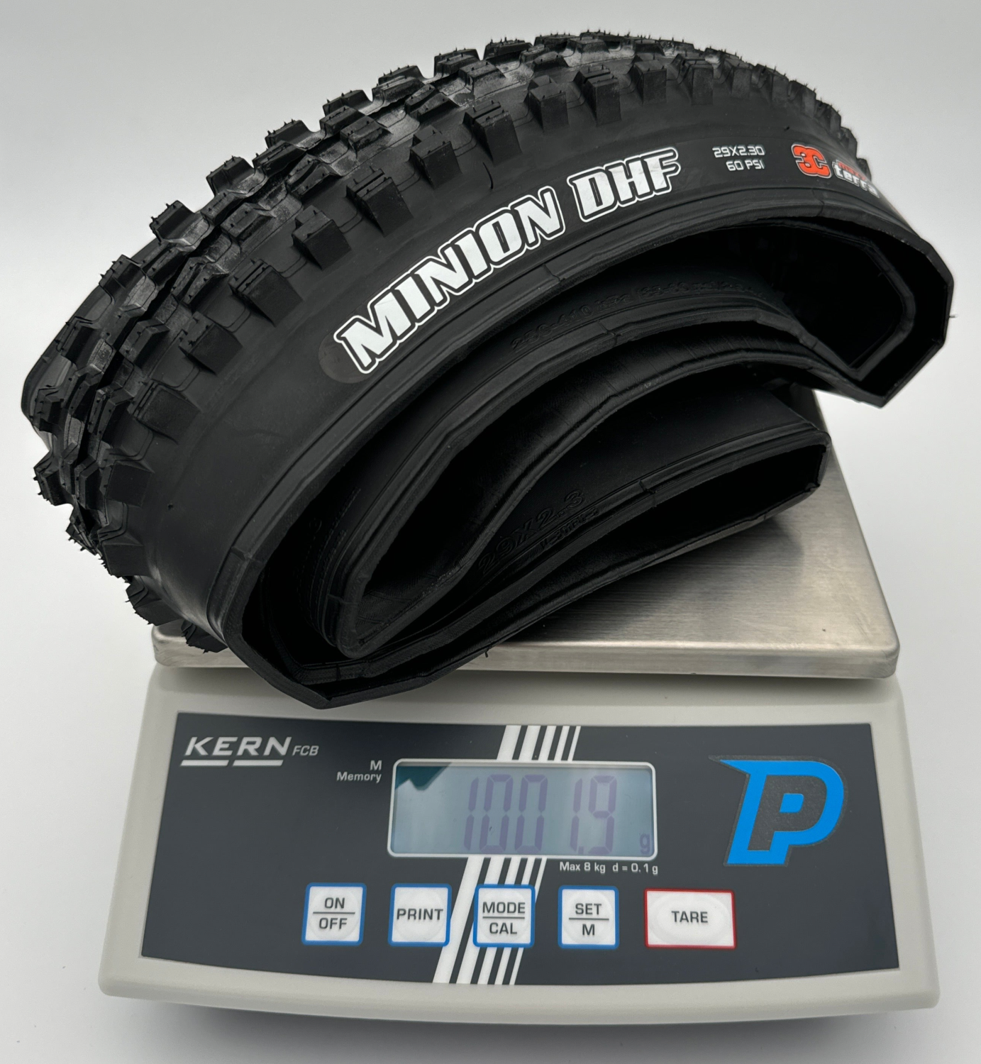 MAXXIS MINION DHF 29x2.30 Exo 3C MaxxTerra Tubeless Ready Miękka opona czarna