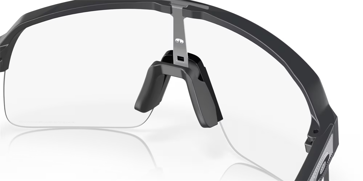 Soczewki fotochromowe OAKLEY SUTRO LITE Matt Carbon Clear - O9463-4539