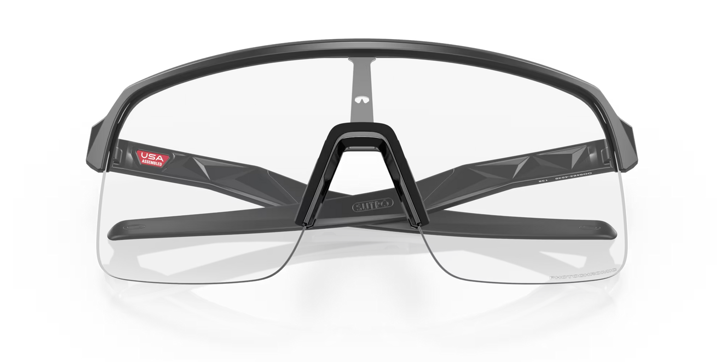 Soczewki fotochromowe OAKLEY SUTRO LITE Matt Carbon Clear - O9463-4539