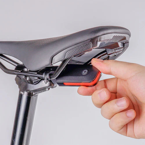 Oświetlenie tylne RAVEMEN CL01