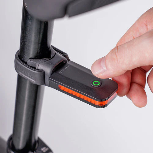 Oświetlenie tylne RAVEMEN CL01