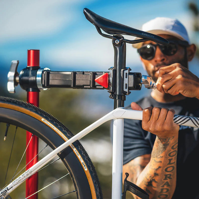 FEEDBACK Pro Mechanic workshop stands