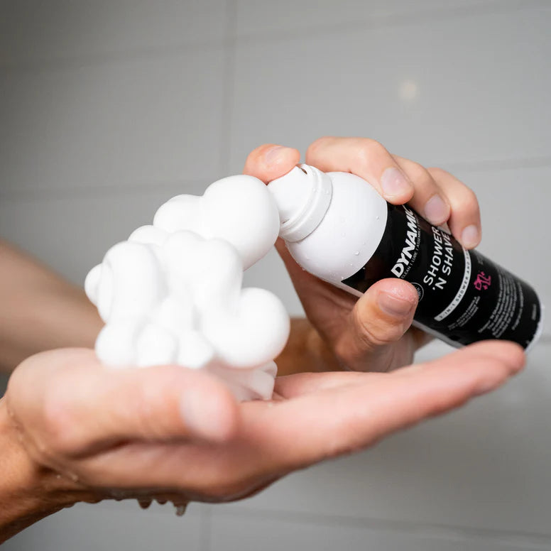 DYNAMIC SHOWER'N SHAVE Pianka do golenia (200 ml)