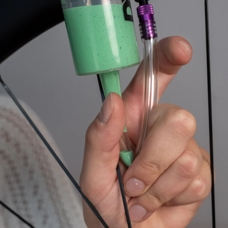 Syringe for Preventive Liquid DYNAMIC HECTOR THE INJECTOR