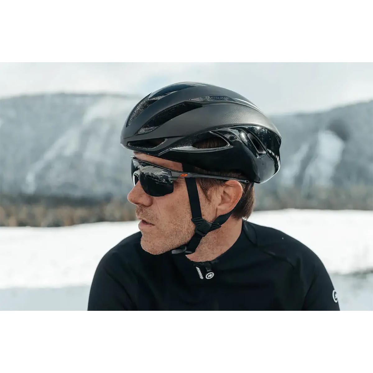 Okulary JULBO ULTIMATE czarne Reactiv fotochromowe