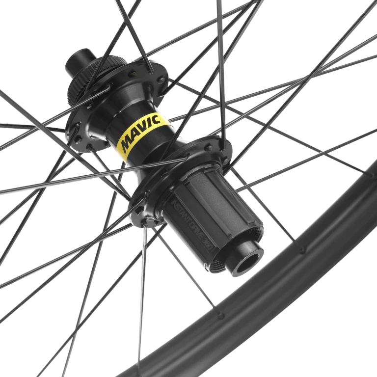 Para kół MAVIC COSMIC S 42 DISC przystosowanych do jazdy bezdętkowej (centralna blokada)