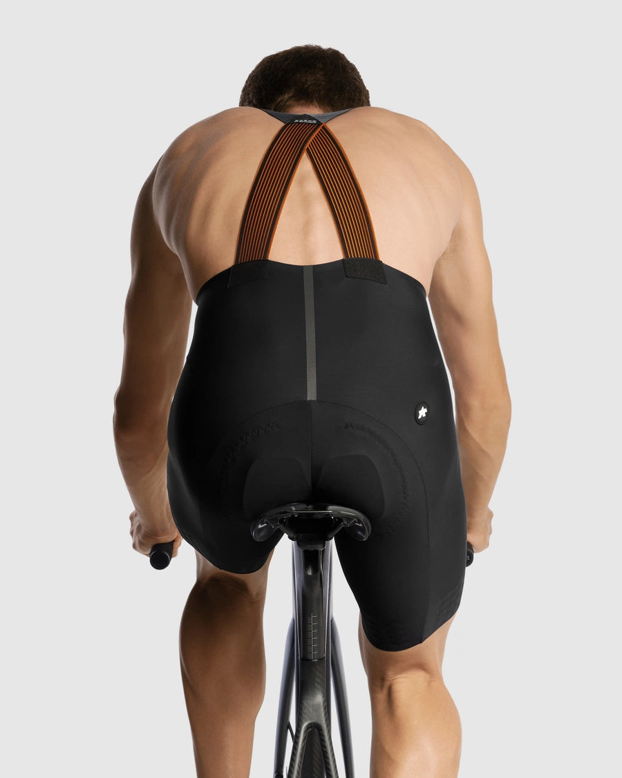 Koszulka ASSOS EQUIPE RS SCHTRADIVAR S11 Regular Bib Tight czarna