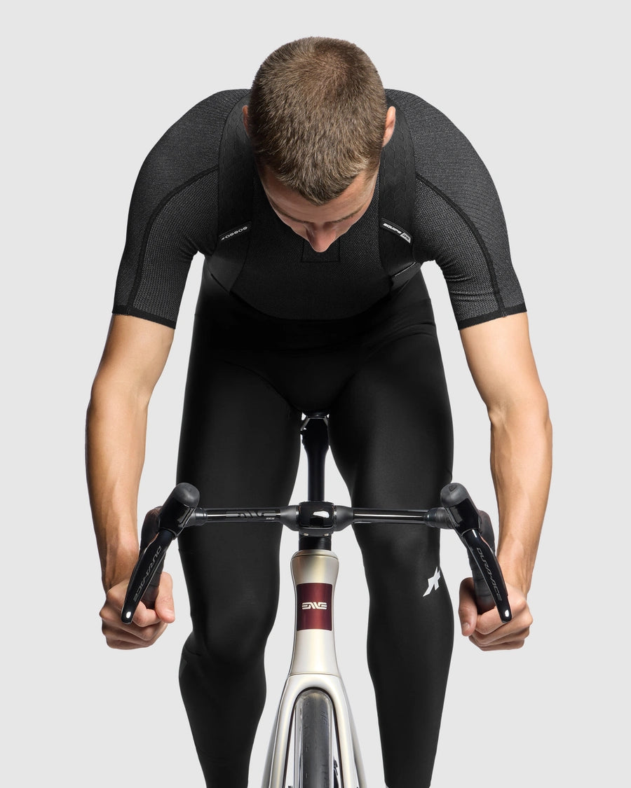 Długie Spodenki na Szelkach ASSOS EQUIPE RS SPRING FALL S11 EVO Czarne