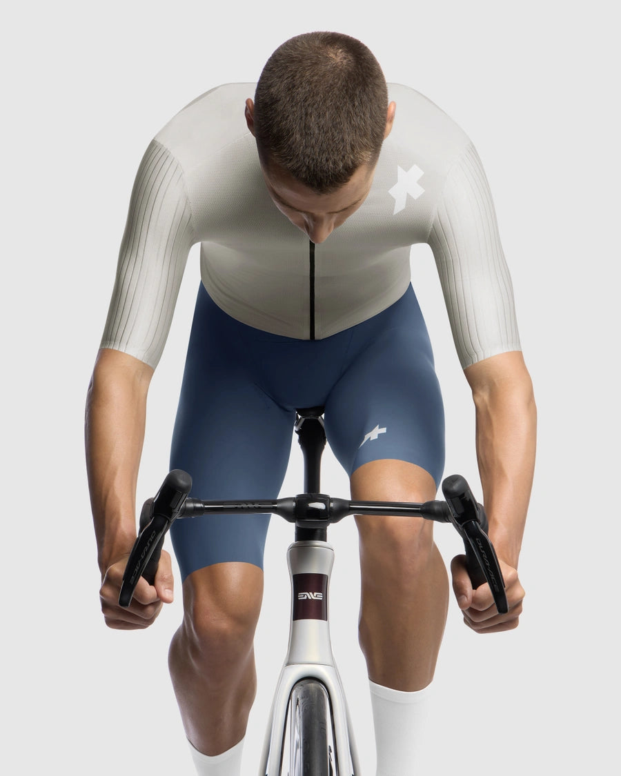 ASSOS EQUIPE RS S11 Jersey z krótkim rękawem Almond Milk
