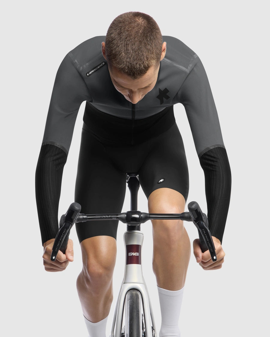 ASSOS EQUIPE RS ALLEYCAT S11 Kurtka szary