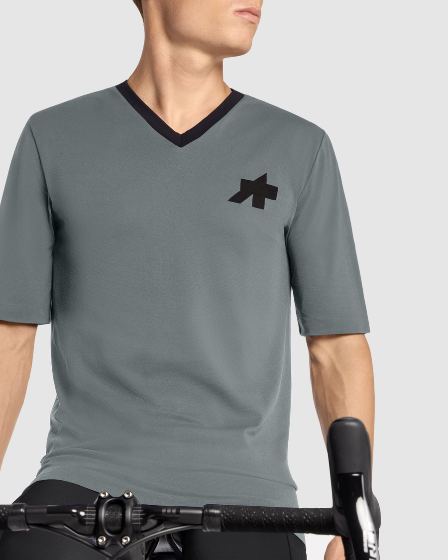 ASSOS TACTICA TECH T5 Koszulka z krótkim rękawem szara