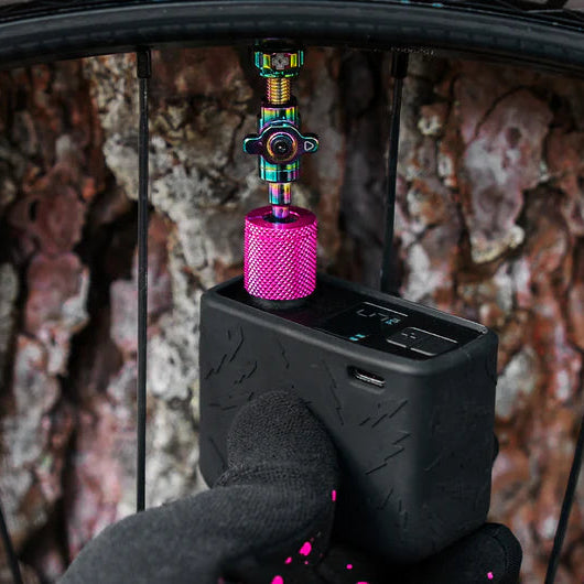 MUC-OFF AIRMACH Mini Electric Inflator Pump