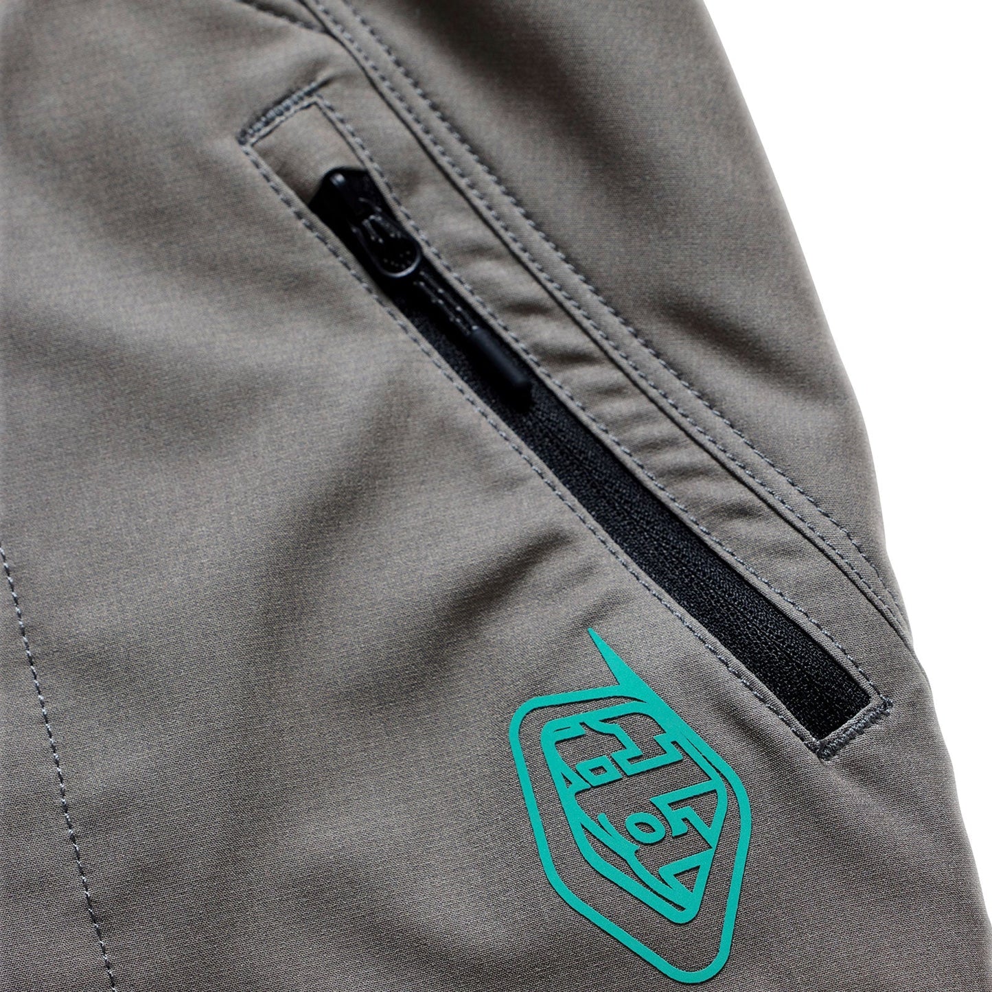 Spodenki TROY LEE DESIGNS SKYLINE PRO MONO Khaki z wkładką BN3TH