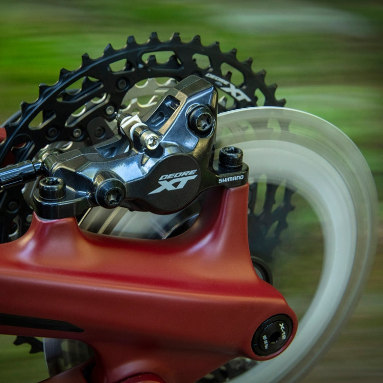 Przedni hamulec SHIMANO XT M8100