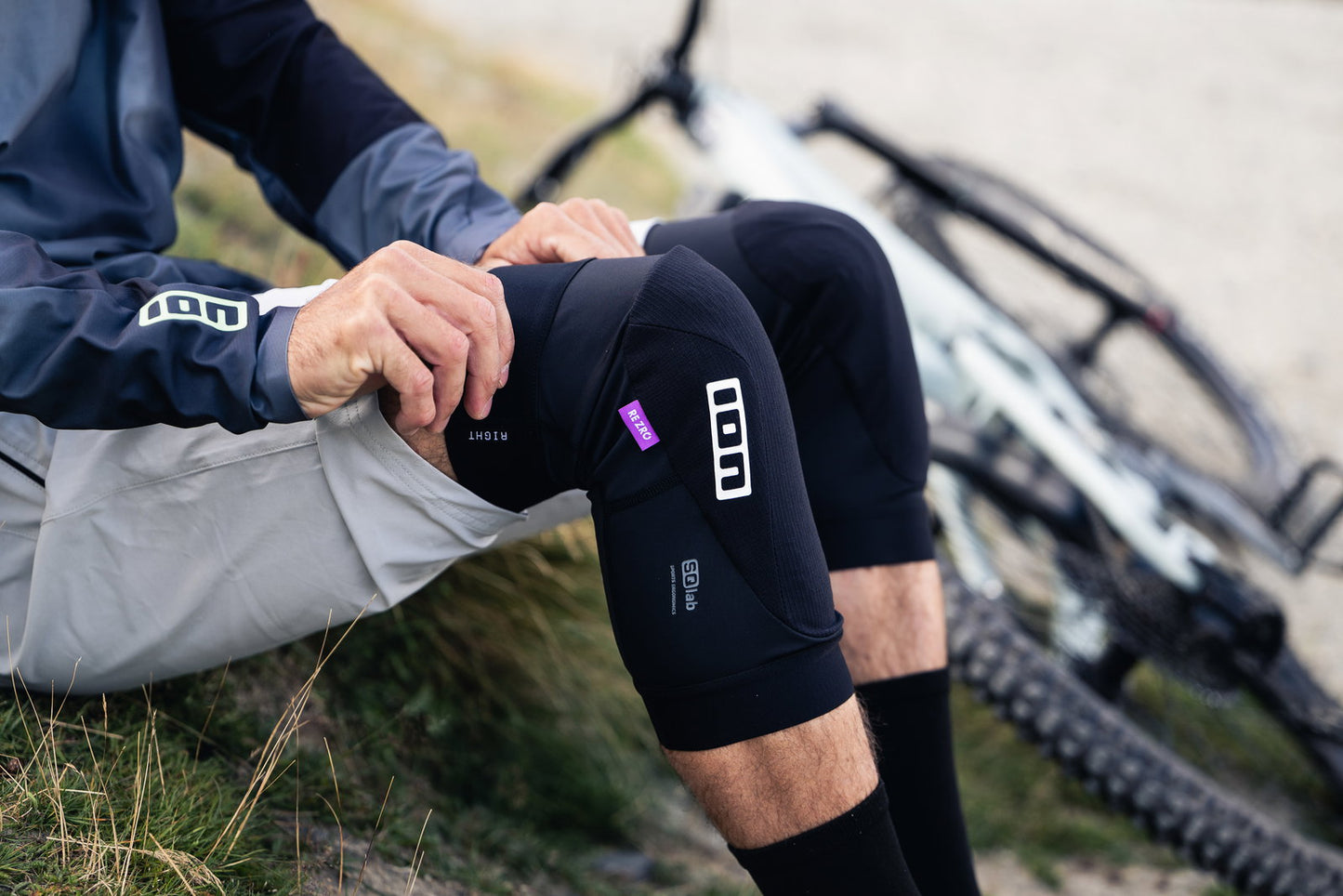 ION ARCON LITE Knee Pads Black